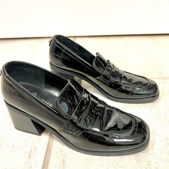 Marc Fisher Women's Kchris Loafer black patent leather size 6.5 blocked heel - Picture 3 of 10